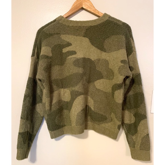 Lucky Brand camo print sweater - Picture 6 of 6